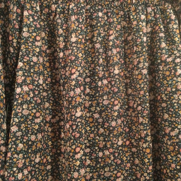 Dark Floral Semi-Sheer Smocked High Neck Ruffle Shoulder Blouse NWT - Picture 2 of 7